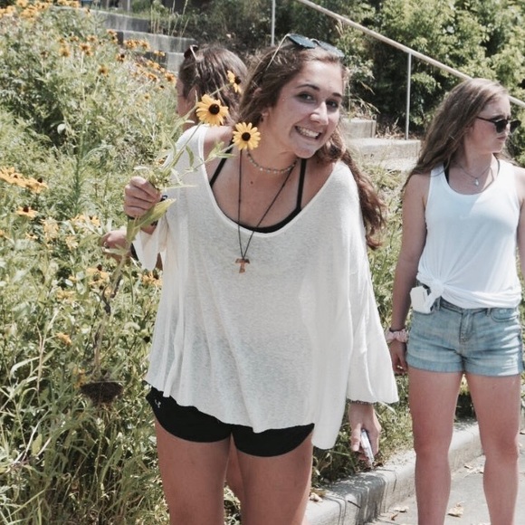 Meet your Posher, Sarah - Picture 1 of 1